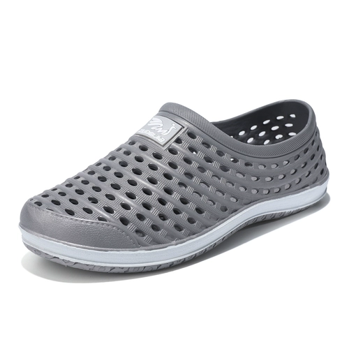Мужские ультрамягкие тапочки в стиле Crocs, летняя пляжная обувь, нескользящие дышащие мюли, коллекция 2025 года, мягкая подошва, закрытый носок