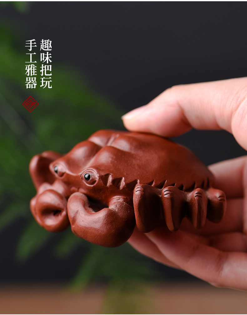 Ceramic story purple sand tea pet boutique creative is a manual crab furnishing articles tea tea play kung fu tea accessories