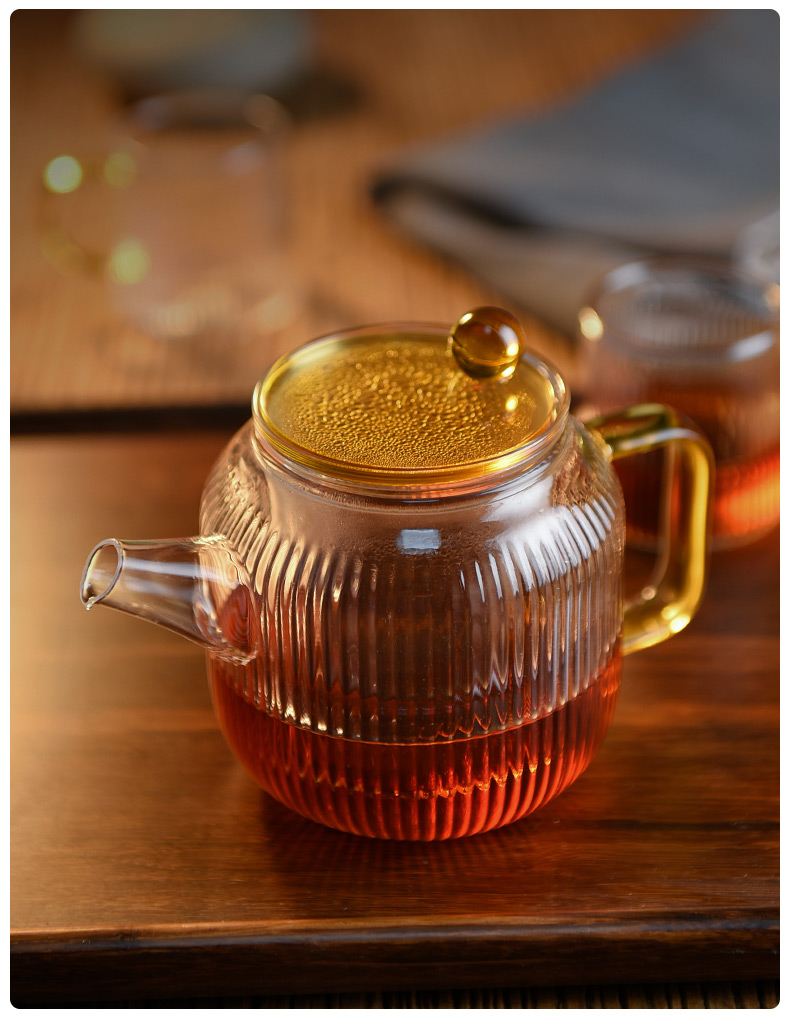 Ceramic story glass teapot high - temperature thickening web celebrity teapot tea separation Japanese flower teapot tea set