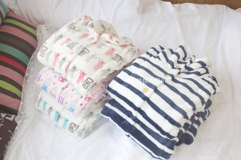 Outside Single Autumn Winter thick Coral Suede Breastfeeding Pyjamas Daily Single Lengthened and Breastfeeding Pregnant pregnant woman's pyjamas