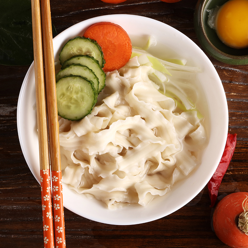 Changshuihe knife-cut noodles 1kg wide noodles mixed with oil splashed noodles handmade vegetarian noodles vegetarian 2 catties 4 bags