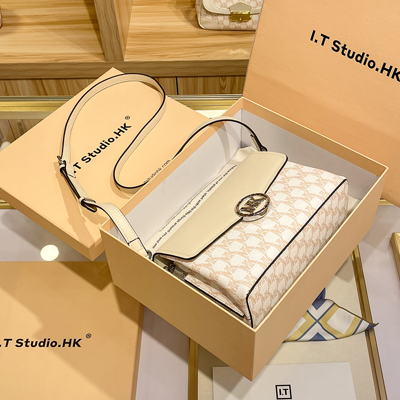 Hong Kong MK small square bag women's 2022 new bag autumn and winter fashion leather women's bag one-shoulder small bag Messenger