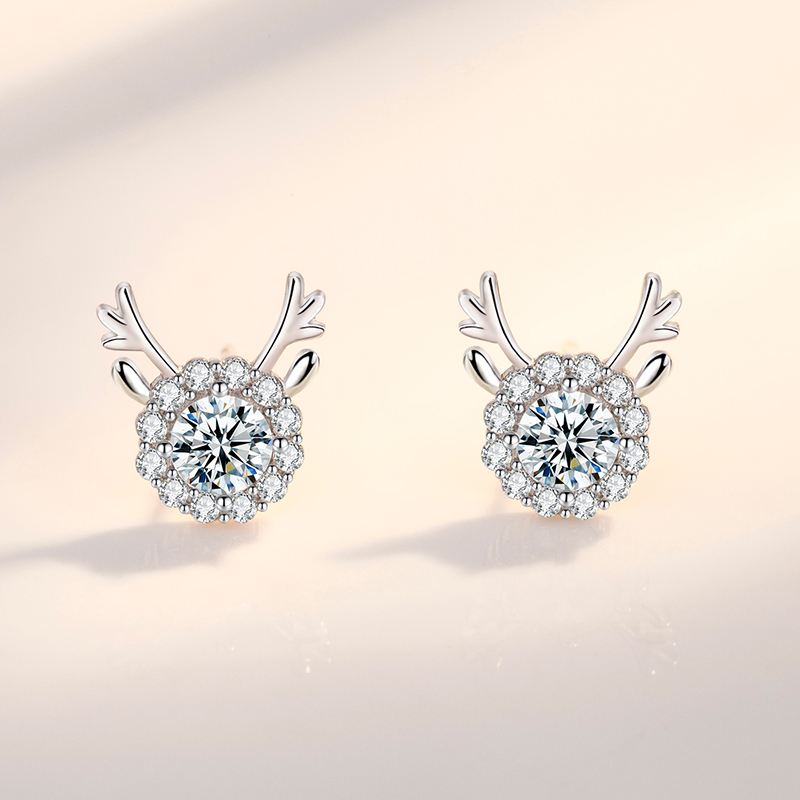 A deer with your ear pin 2019 new wave pure silver small deer antlers anti-allergy earrings for Christmas earrings