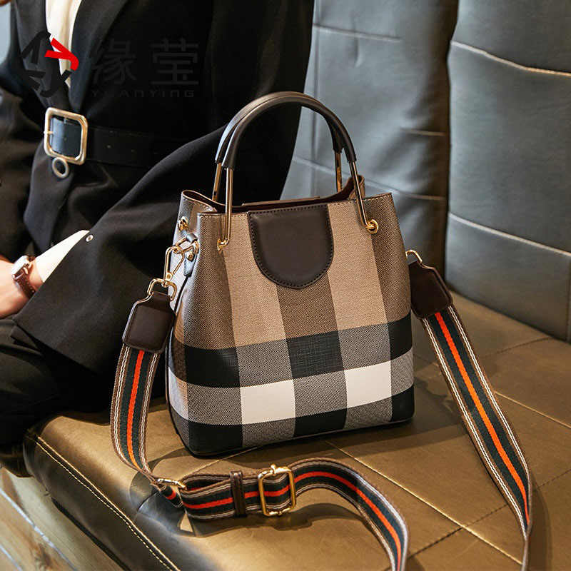 2020 new fairy bag small bag shoulder bag large-capacity women's broadband cross-body bag women's age-reducing ck bucket bag