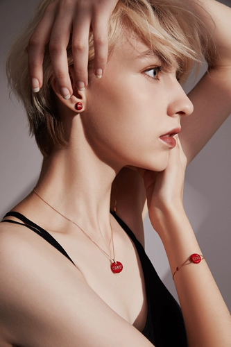 НЕТ на полках монолог