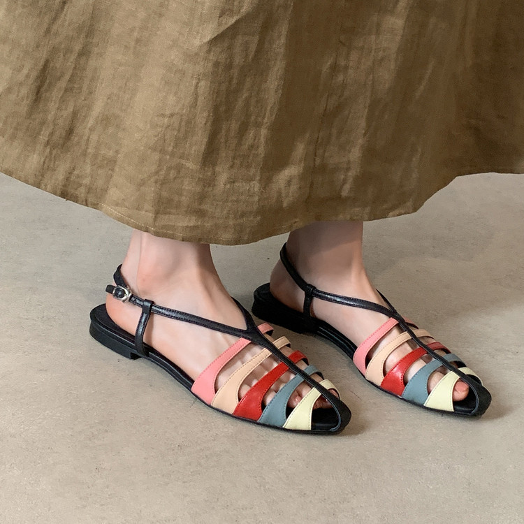 Chestnut~~Roman Color-Blocked Closed-Toe Sandals for Women, Hollow Breathable Flat Sandals, New Pig Nose Cage Student Sandals