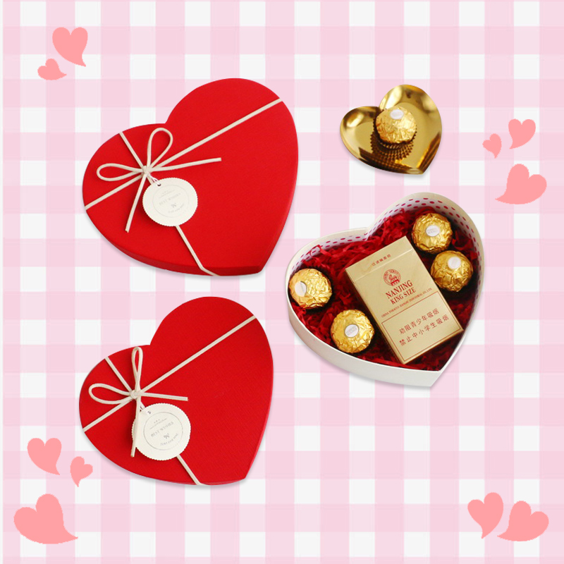 Love gift box empty box heart-shaped valentine's day candy box candy chocolate packaging box with hand gift box red