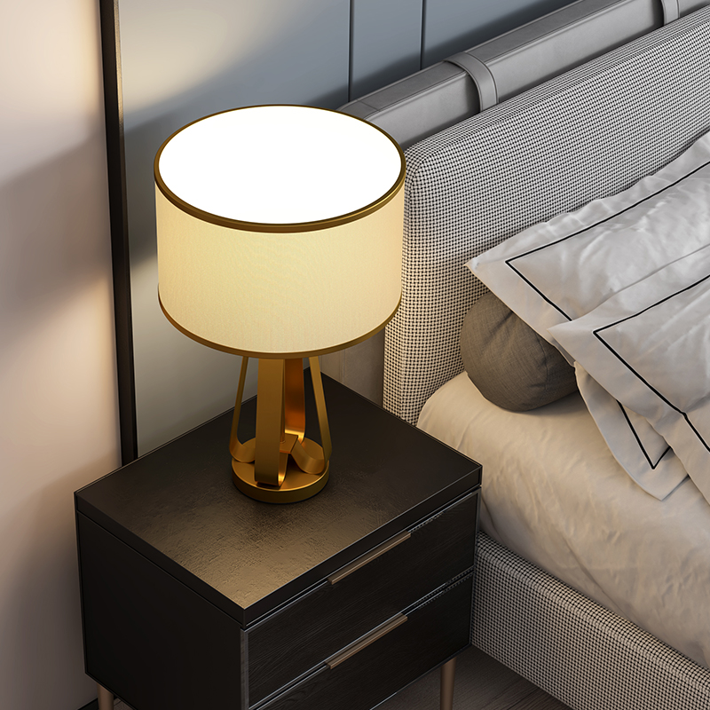 Nordic Table Light Bedroom Light Lavish Bed Head Lamp Creativity Postmodern Minimalist Romantic Cozy American Hotel Living-room Table Light