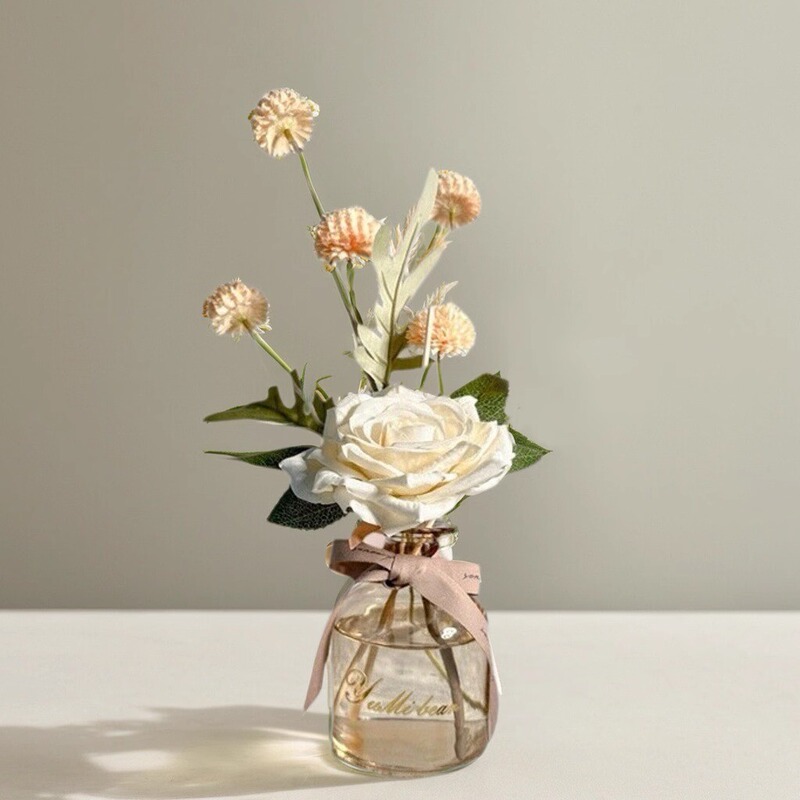 Floral Aromatherapy Ornaments for Home Use, Long-Lasting Fragrance for Bedrooms, Living Rooms, and Bathrooms, Deodorizing Fragrance, Gardenia Perfume