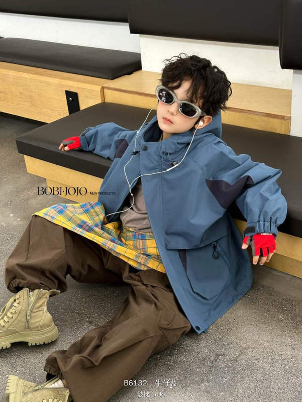 A316 Lettered Hooded Jacket 6132