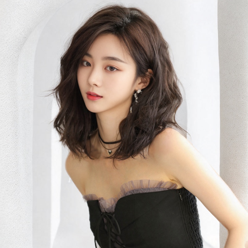 New Style Wig for Women, Short Curly Hair, Wool Curls, Realistic Hair Strands, Natural Side Part, Hong Kong Style, Full Head Wig Set