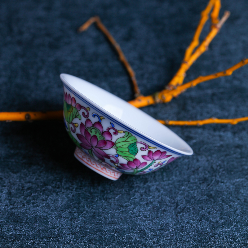 Offered home - cooked jingdezhen porcelain tea cups in hand colored enamel sample tea cup of tea, checking out ceramic bowl tea light