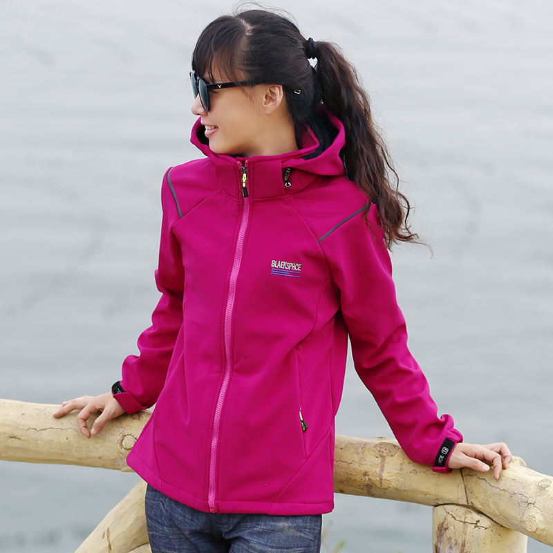 Outdoor new ladies Soft Shell Clothing Windproof Splash Water Warm Hiking Mountaineering Camping Anti-Chill Sweatshirt Leisure Travel Shirts