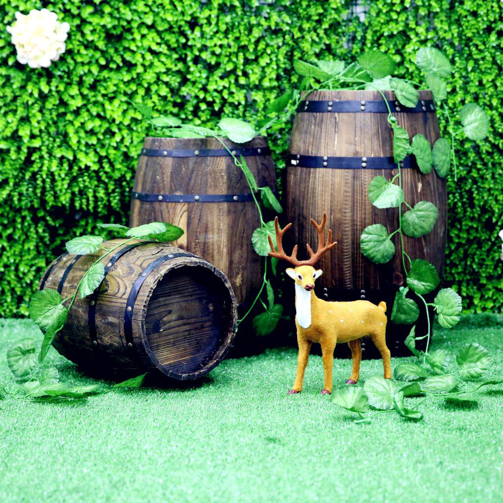 Shopping mall event decoration wedding props wooden oak barrel bar exhibition KTV wine barrel decoration crafts