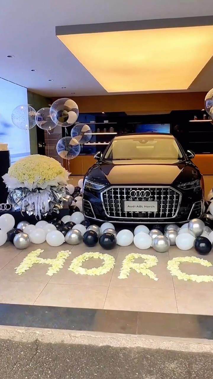 AT-09新版奥迪A8L提车仪式