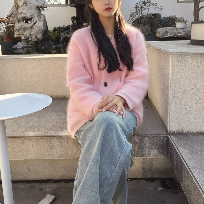 25 New Spring and Autumn Long Fur Mink Wool Women's Sweater Cardigan, Loose and Lazy Style, Mink Fur Mid-Length Thick Coat 25 New Spring and Autumn Long Fur Mink Wool Women's Sweater Cardigan, Loose and Lazy Style, Mink Fur Mid-Length Thick Coat