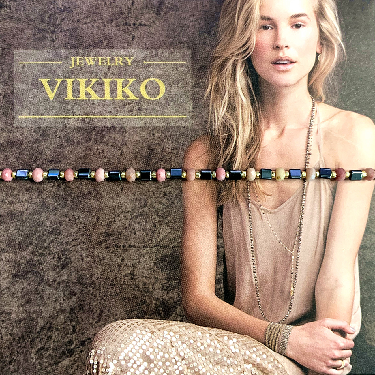 VIKIKO (peach blossom) Japanese natural rhododendron girls crystal weaving small hand chisel niche ins gift