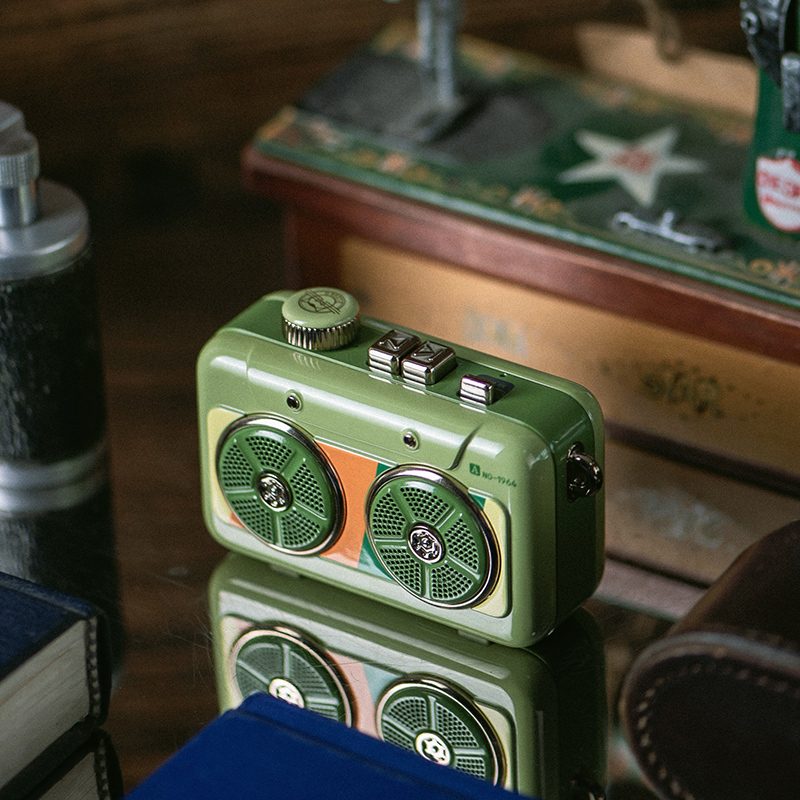 Pufang Elvis Radio MW-P6 Thunderbolt Record Player Bluetooth Audio Small Portable Outdoor Smart Speaker