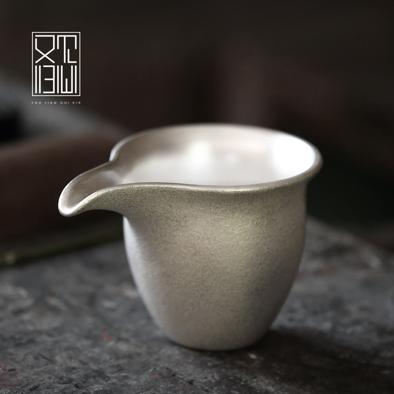 See also Home Wallet Porcelain Pure Silver Tea Set Fair Cup Handmade Tea Sea Sub-Tea Instrumental Thickened Utilita Tea Accessories