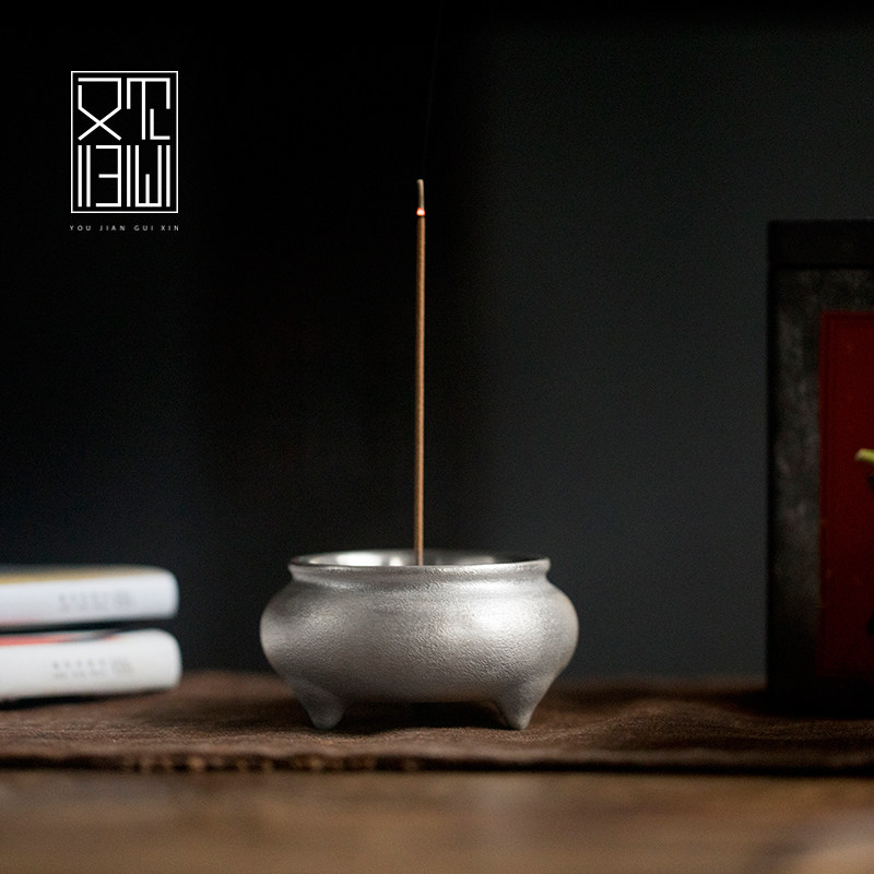 See also Home Mini pure silver bag Porcelain Small Incense Stove Ceramic Creative Pendulum for Home Indoor for Buddhist incense Incense Stove