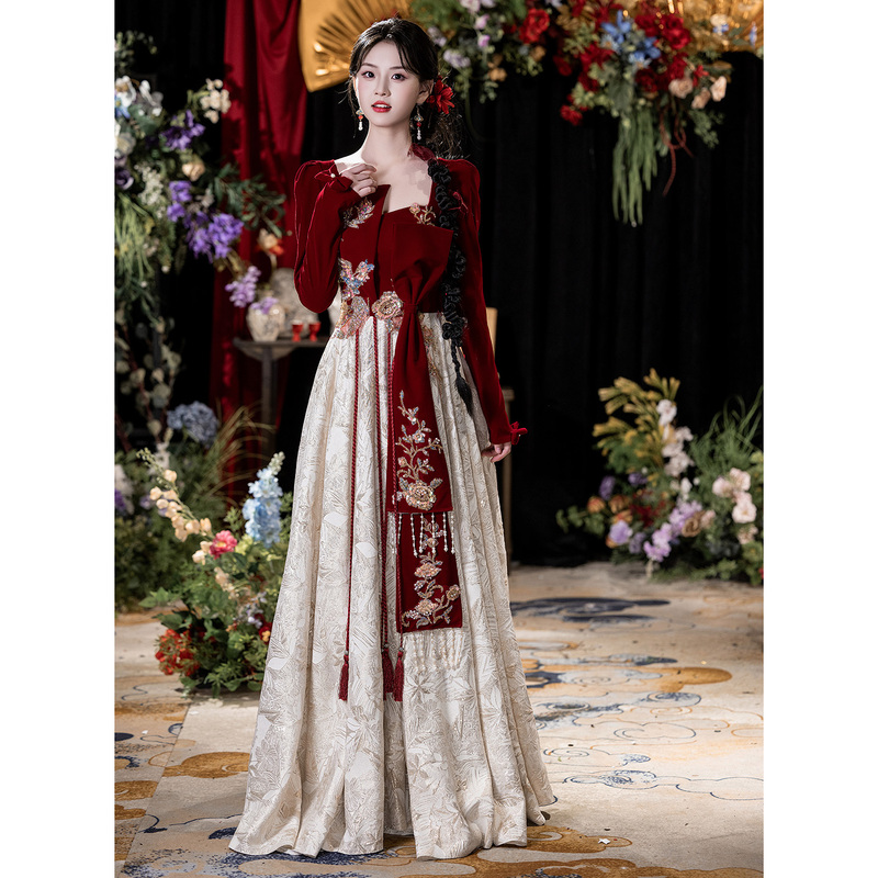 Plus-Size Formal Dress for the Bride, Slimming, High-End, Light Luxury, Long-Sleeved, New Chinese Style Wedding, Engagement, and Homecoming Dress