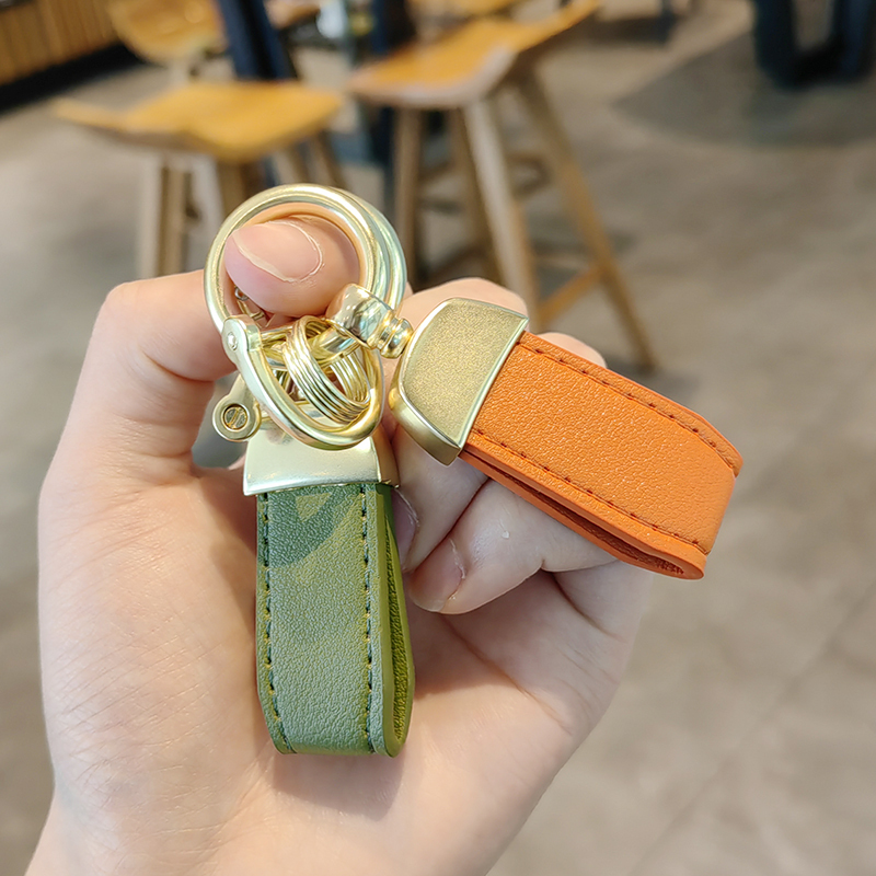 Genuine Leather Simple Key Pendant for Men and Women, Creative and Personalized Key Chain Ring, Car Lock Keychain, Exquisite Decoration