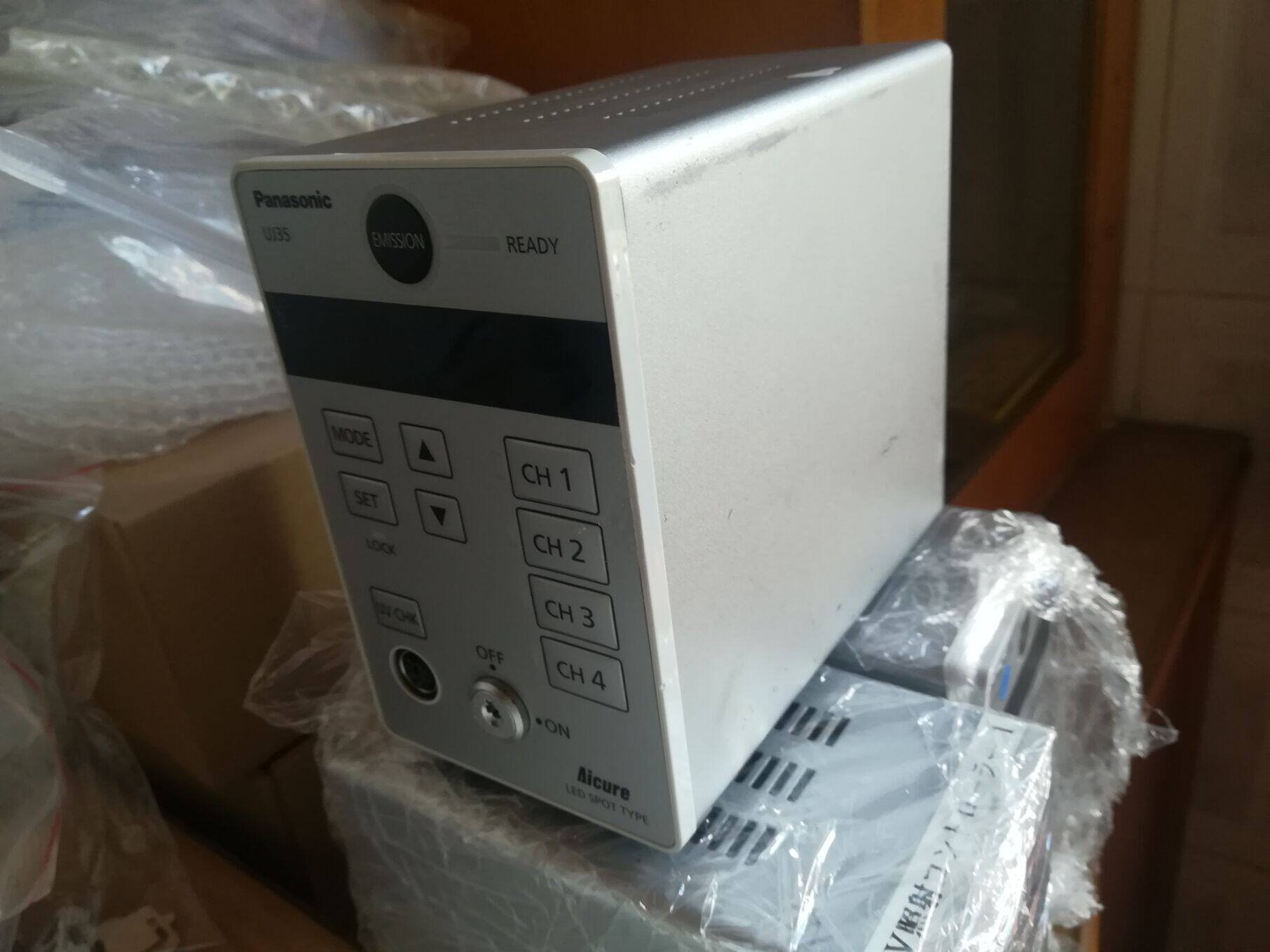 Panasonic Panasonic curing machine uj30 UJ35 UV glue curing machine 365nm UV irradiation machine