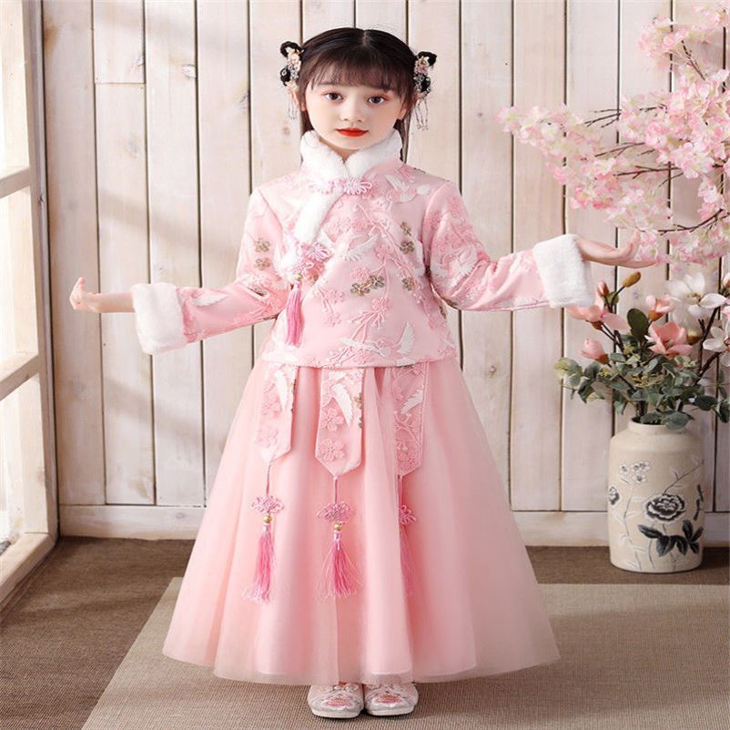 (Garnapped thickened) girl's hanfu cloak for the year to be served with great red and festive Gongfeng Princess skirt Chinese Wind
