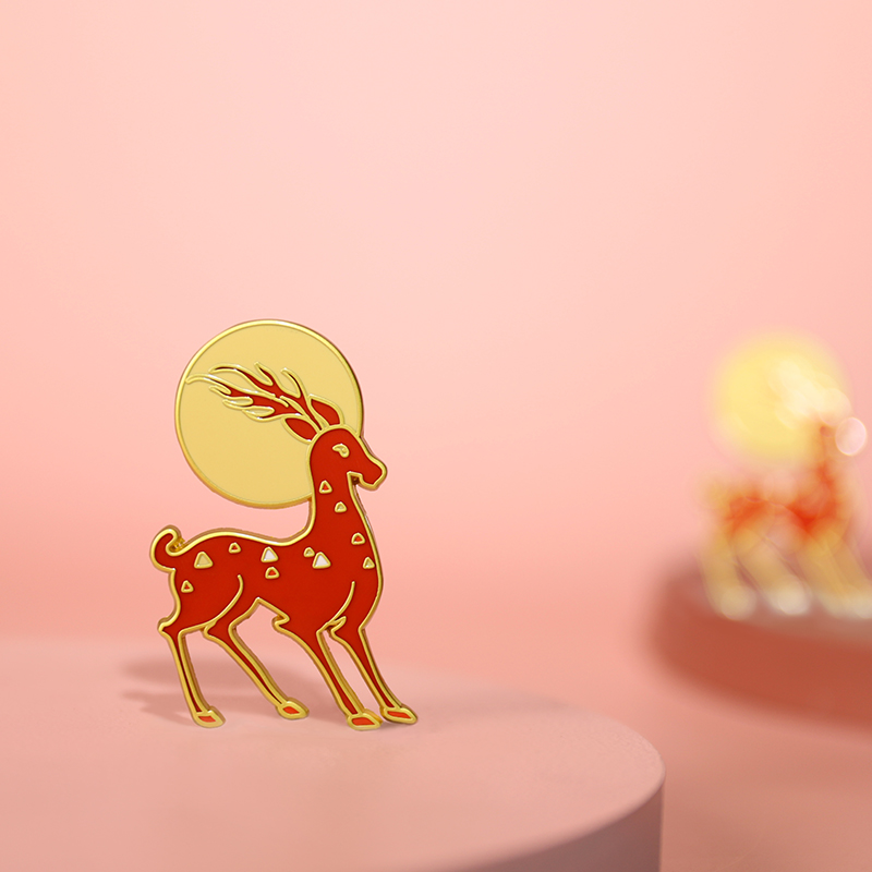 To the United States Dunhuang nine-color deer badge brooch Oriental secret original design hundred matching accessories alloy metal