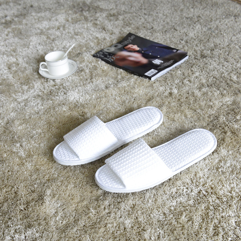 Five-star hotel disposable slippers for guests at home non-slip thickened customised female summer travel beauty parlour floor