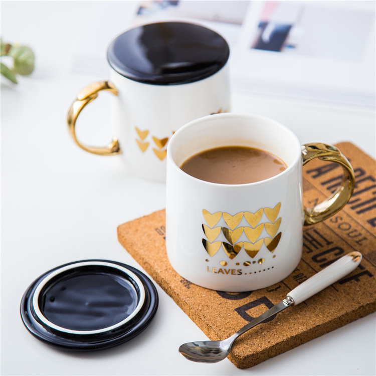 True gold creative ceramic cup large capacity water cup Mark cup simple couple cup with a spoon coffee cup milk cup
