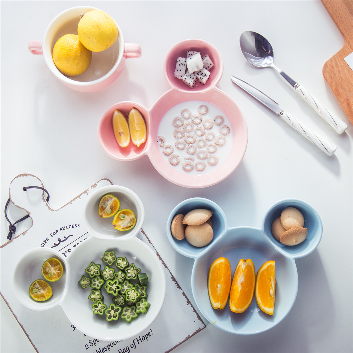 Mickey Dish Dish Dish Dish Children's Dining Disk Breakfast dishes Fruit Bowl Salad Bowl Ceramic Glazed Car Disk