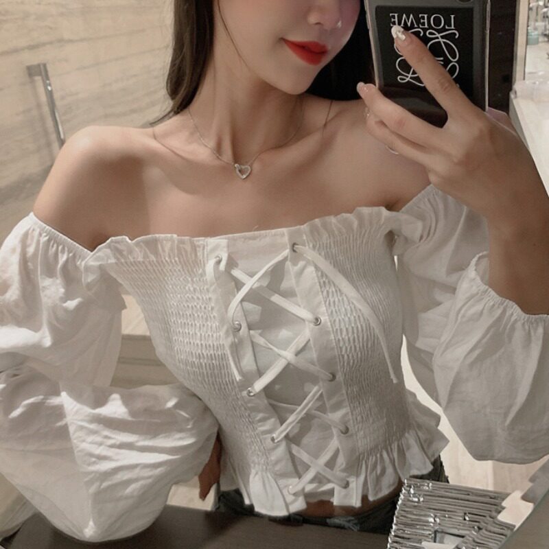 2022 Summer new design sense T-shirt long sleeve foreign pie white cashew waist sexy straight shoulder blouses women's hearts