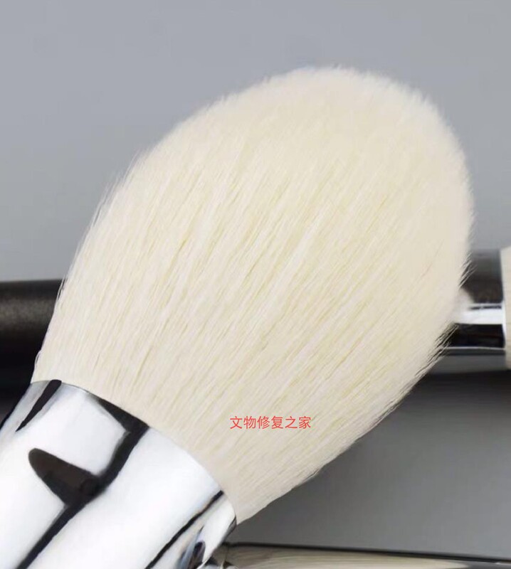 Museum Calligraphy and Painting, Ancient Books, Cultural Heritage Protection, Collection Dust and Dirt Fine Cleaning Brush, Fine Light Peak White Goat Hair Brush