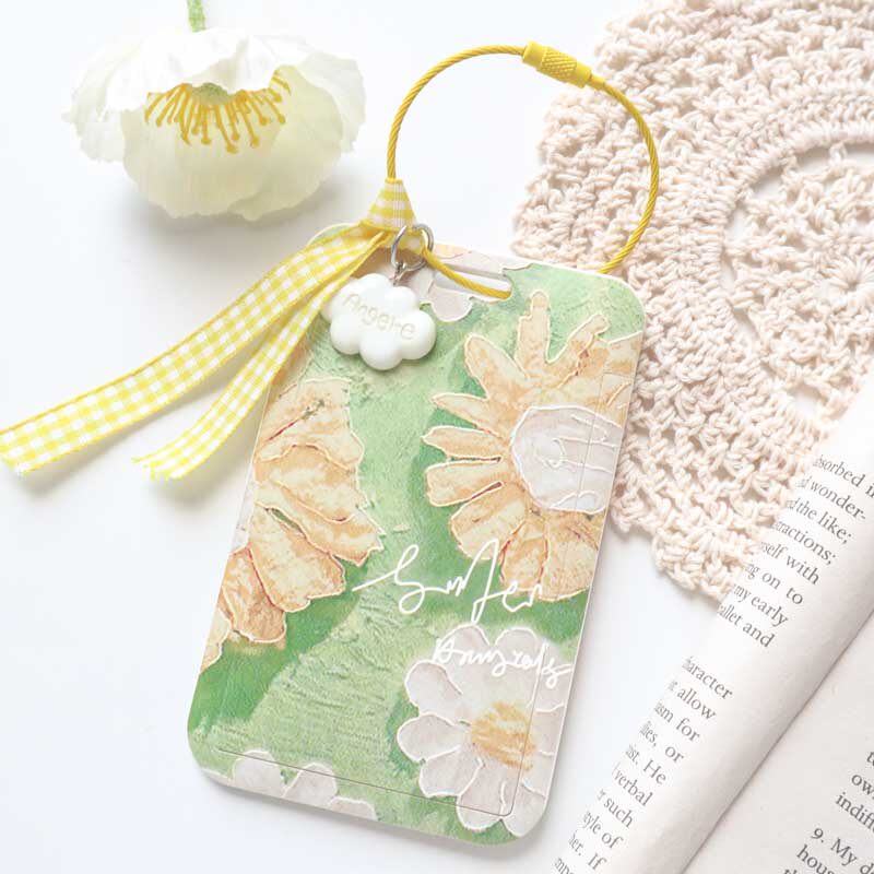 Korean-style cute floral keychain/access card cover for students, meals, and public transport.
