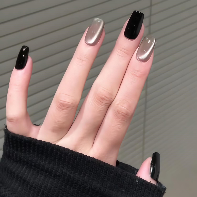 2026 Spring/Summer New Sweet Cool Style Handmade Wearable Nails Black Whitening Gray Polarized Cat Eye High-End Fake Nails