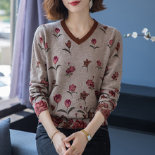 Knitted cashmere sweater with bottom and collar, fashionable 100% women's pure cashmere sweater, printed short style, mother's wool V-inside