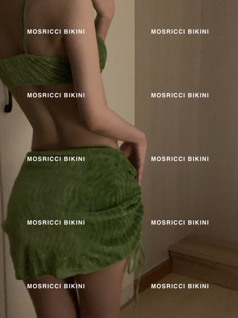 mosricci velvet ເອີຣົບແລະອາເມລິກາ ins ແບບ bikini ສາມສິ້ນປົກຫຸ້ມຂອງ skirt sexy ແຍກ swimsuit ຫາດຊາຍພັກຜ່ອນຂອງແມ່ຍິງ