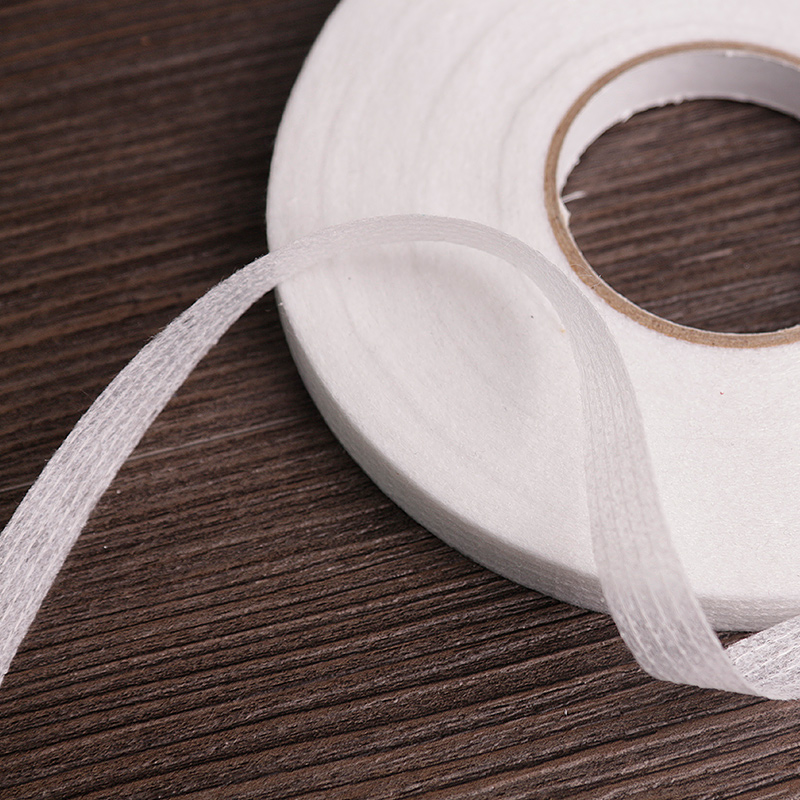 Elastic fabric anti-jump needle with insert bar pull strip narrow strip unwoven fabric stick lining