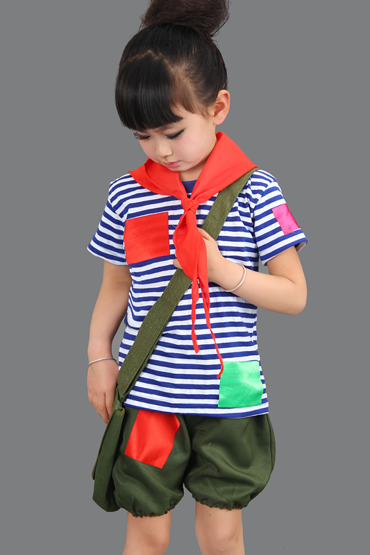 Xiaohe phong cách trẻ em màu đỏ lấp lánh trang phục ngôi sao Trang phục múa núi và trang phục khiêu vũ trẻ em thời trang bé trai