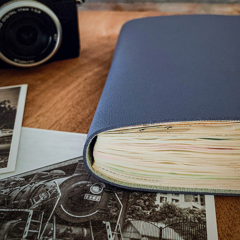 Poetry color original card horizontal line hand account Japanese simple ins hand book a5 college student diary soft leather thickening