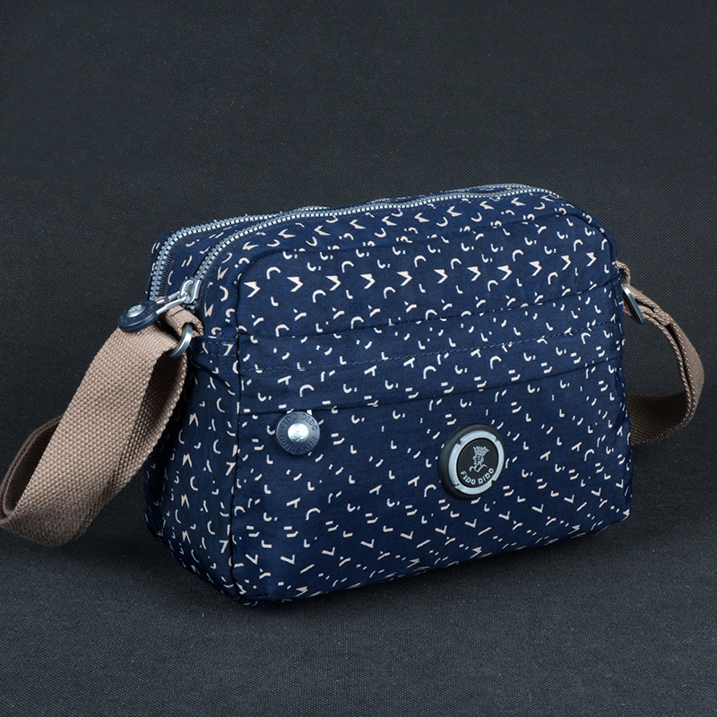 The Fall is all Korean version Korean version women's bag small square bag single shoulder inclined satchel bag casual sails cloth bag oxford cloth bag lady bag bag