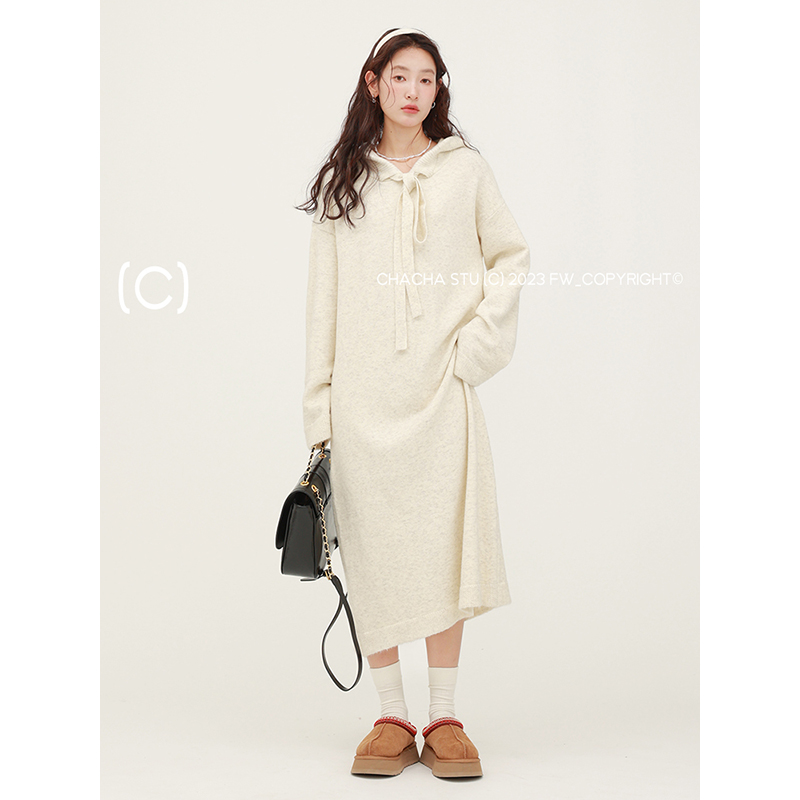 CHACHASTU French style retro apricots colour knit dress dress lady autumn and winter lazy wind with little sub-cap sweater dress-Taobao