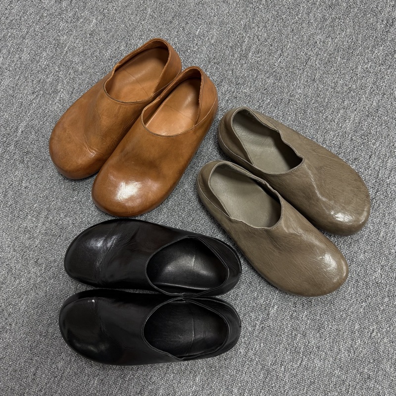 Row Style Mule Shoes, Two-Way Wear, Unisex, Full Coverage, Smooth Leather, Soft Sole, Slip-On Closed-Toe Slippers, Factory Direct Row Style Mule Shoes, Two-Way Wear, Unisex, Full Coverage, Smooth Leather, Soft Sole, Slip-On Closed-Toe Slippers, Factory Direct