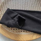 Демисезонный универсальный лонгслив для отдыха, приятная телу футболка, круглый воротник