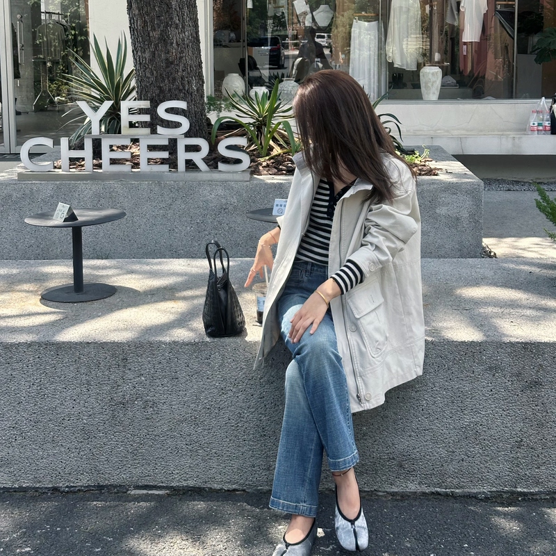Roll Look Loose-Fitting Workwear-Style Custom-Dyed Mid-Length Stand-Collar Trench Coat 8.21 Roll Look Loose-Fitting Workwear-Style Custom-Dyed Mid-Length Stand-Collar Trench Coat 8.21