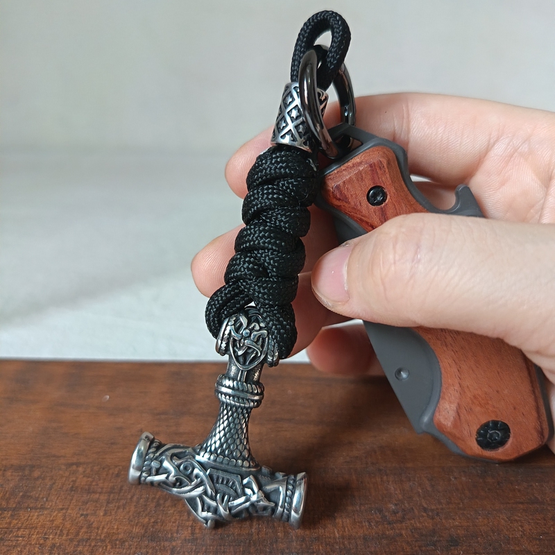 Titanium Steel Solid European and American Viking Thor's Hammer Braided Paracord Keychain Outdoor Edc Backpack Pendant Decorative Rope