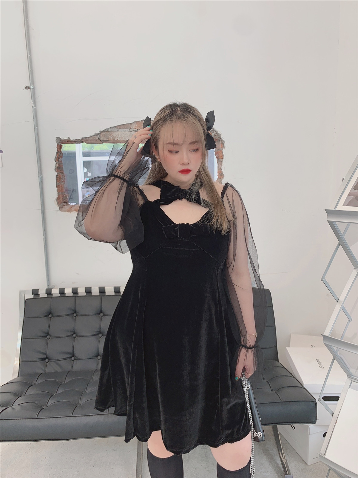 Clearance large size 200 pounds fat mm sweet style dress word collar off-the-shoulder mesh sleeve sexy thin velvet skirt