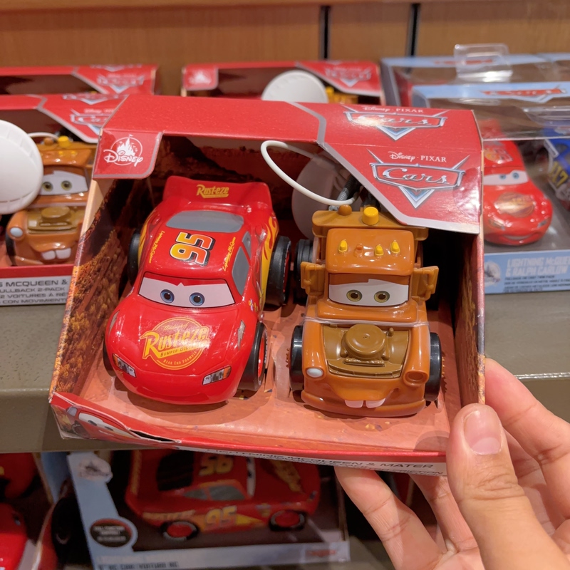 Shanghai Disney Domestic Distributor Lightning Mcqueen and Board Toy Car Set Pull-Back Car