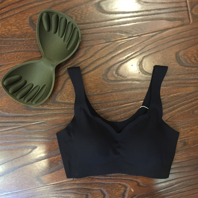 Guana 16 uncertain underwear wrapped in the chest and steel - free circle bra with a comfortable bra
